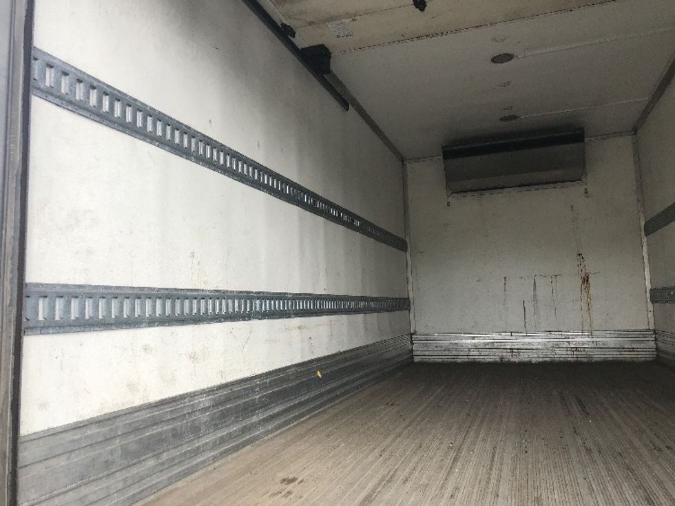 Refrigerated Truck-Light and Medium Duty Trucks-Isuzu-2020-NRR-Pennsauken-NJ-138,015\n\t\tmiles-$ 47,500 - Image 11