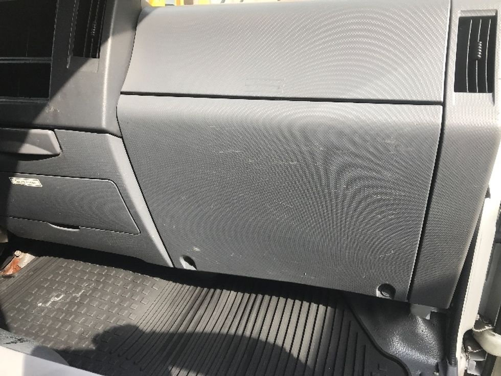 Refrigerated Truck-Light and Medium Duty Trucks-Isuzu-2020-NRR-Pennsauken-NJ-138,015\n\t\tmiles-$ 47,500 - Image 21