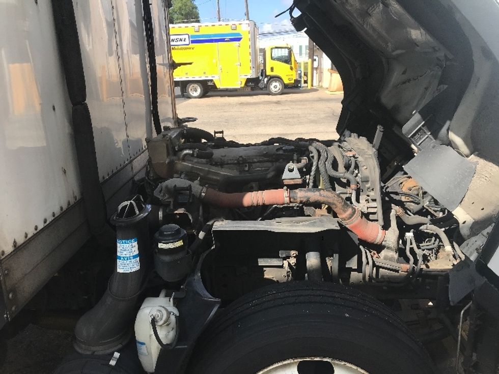 Refrigerated Truck-Light and Medium Duty Trucks-Isuzu-2020-NRR-Pennsauken-NJ-138,015\n\t\tmiles-$ 47,500 - Image 24