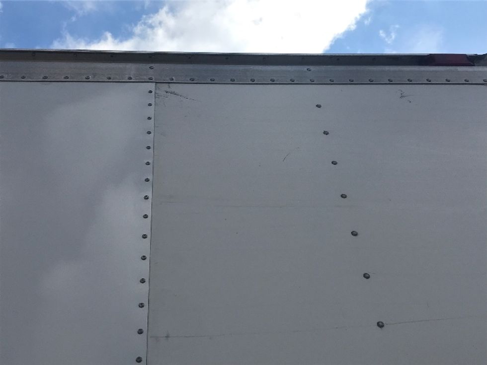 Refrigerated Truck-Light and Medium Duty Trucks-Isuzu-2020-NRR-Pennsauken-NJ-138,015\n\t\tmiles-$ 47,500 - Image 26