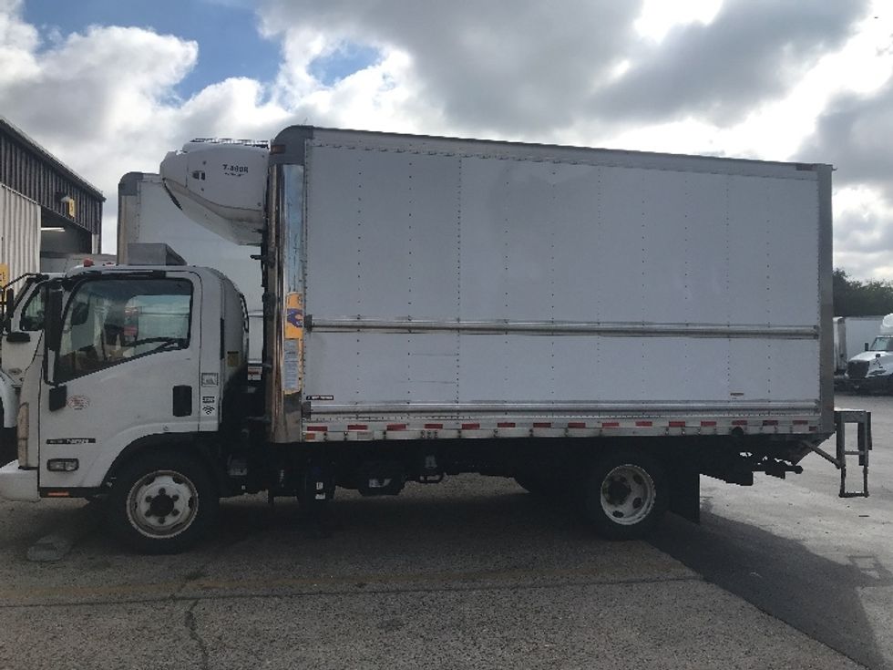 Refrigerated Truck-Light and Medium Duty Trucks-Isuzu-2020-NRR-Pennsauken-NJ-138,015\n\t\tmiles-$ 47,500 - Image 4