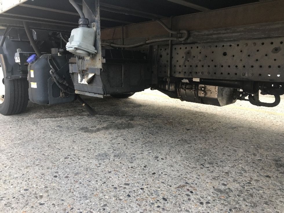 Refrigerated Truck-Light and Medium Duty Trucks-Isuzu-2020-NRR-Pennsauken-NJ-138,015\n\t\tmiles-$ 47,500 - Image 5