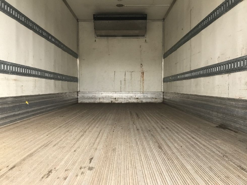 Refrigerated Truck-Light and Medium Duty Trucks-Isuzu-2020-NRR-Pennsauken-NJ-138,015\n\t\tmiles-$ 47,500 - Image 8