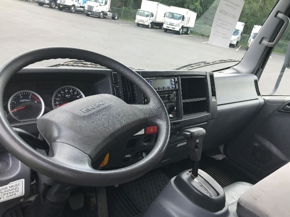 Refrigerated Truck-Light and Medium Duty Trucks-Isuzu-2020-NRR-Pennsauken-NJ-161,506\n\t\tmiles-$ 43,750 - Image 18