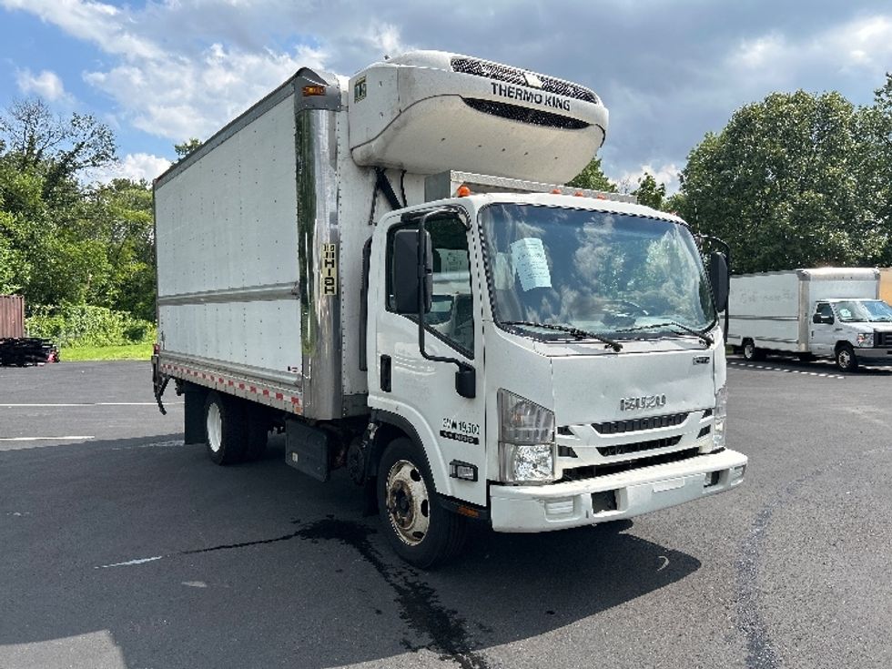 Refrigerated Truck-Light and Medium Duty Trucks-Isuzu-2020-NRR-Pennsauken-NJ-166,756\n\t\tmiles-$ 44,000 - Image 1