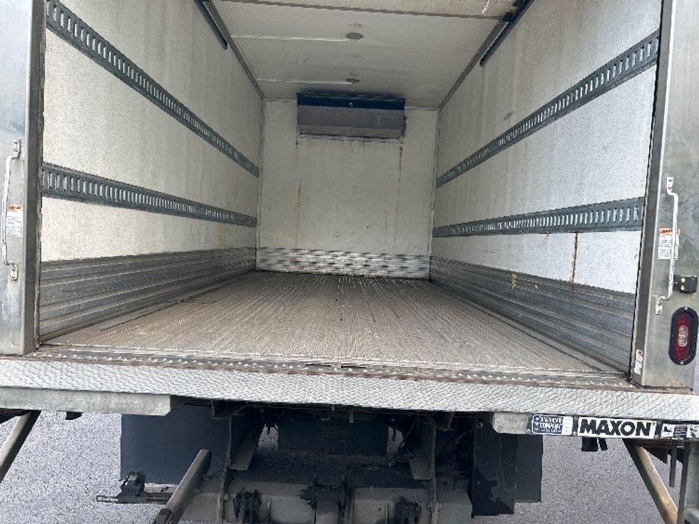 Refrigerated Truck-Light and Medium Duty Trucks-Isuzu-2020-NRR-Pennsauken-NJ-166,756\n\t\tmiles-$ 44,000 - Image 10