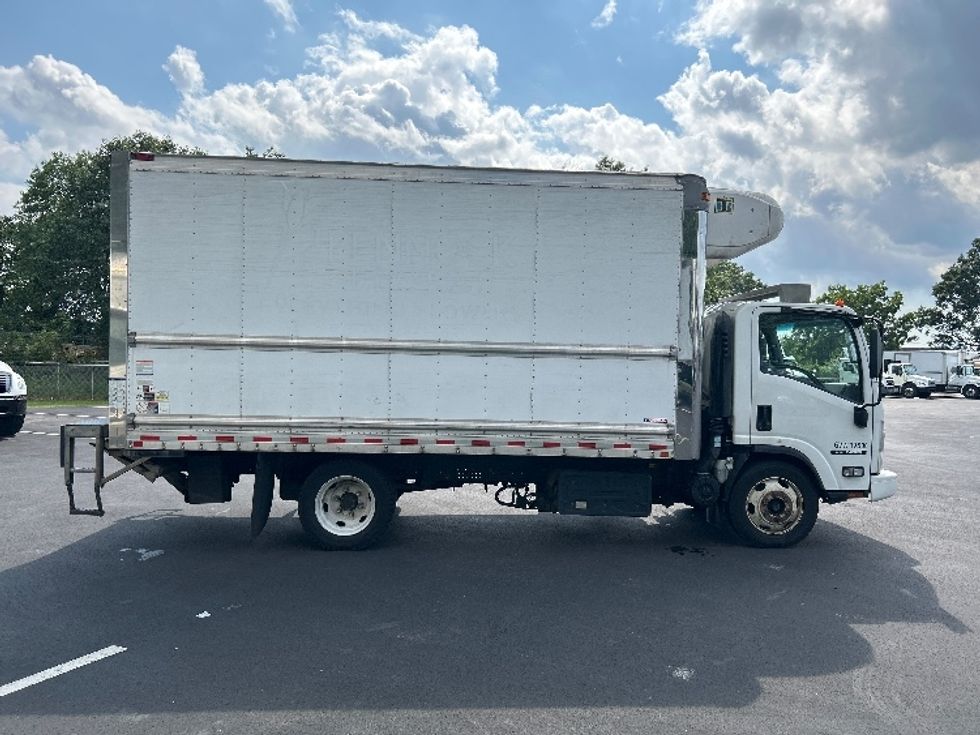 Refrigerated Truck-Light and Medium Duty Trucks-Isuzu-2020-NRR-Pennsauken-NJ-166,756\n\t\tmiles-$ 44,000 - Image 15