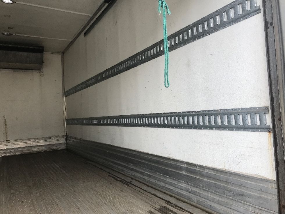 Refrigerated Truck-Light and Medium Duty Trucks-Isuzu-2020-NRR-Pennsauken-NJ-193,449\n\t\tmiles-$ 39,500 - Image 11