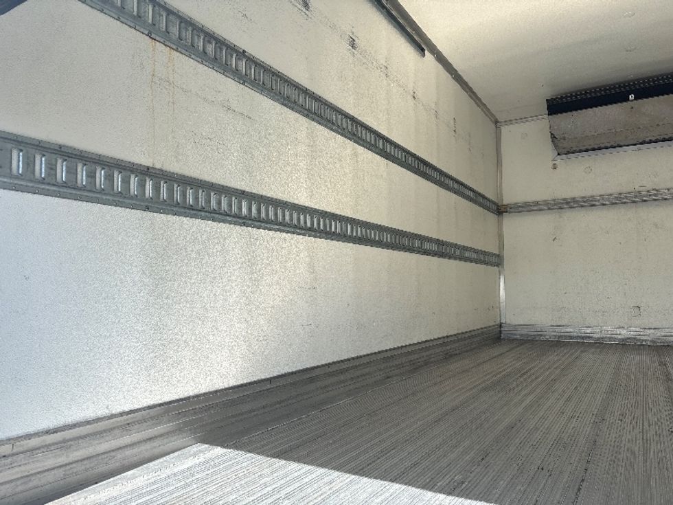 Refrigerated Truck-Light and Medium Duty Trucks-Isuzu-2020-NRR-Phoenix-AZ-161,987\n\t\tmiles-$ 47,750 - Image 11