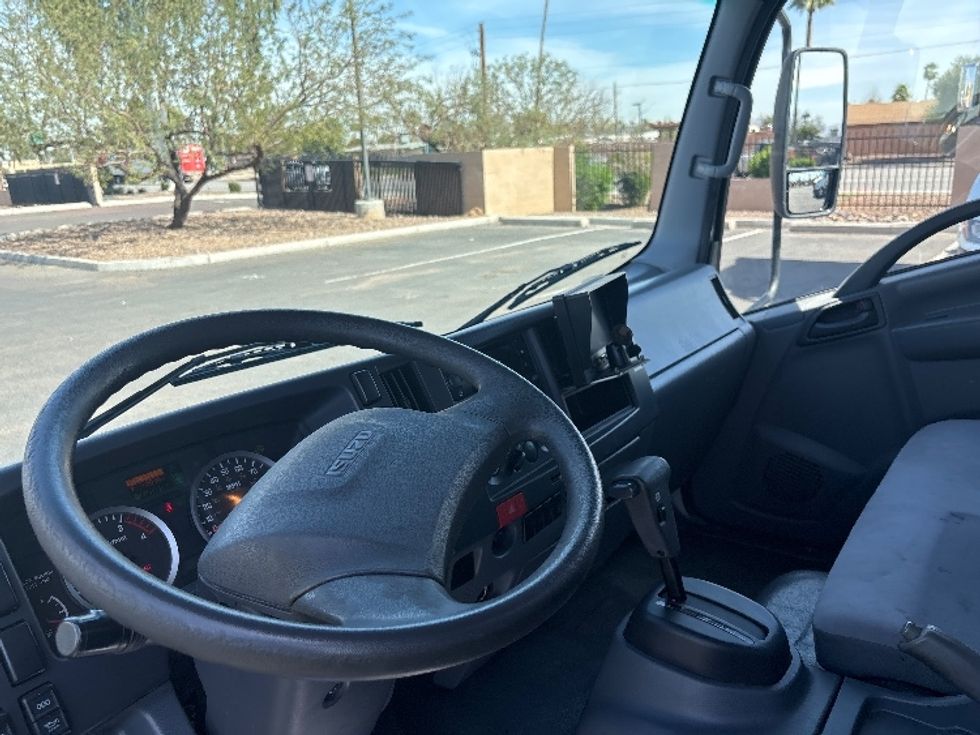 Refrigerated Truck-Light and Medium Duty Trucks-Isuzu-2020-NRR-Phoenix-AZ-161,987\n\t\tmiles-$ 47,750 - Image 17