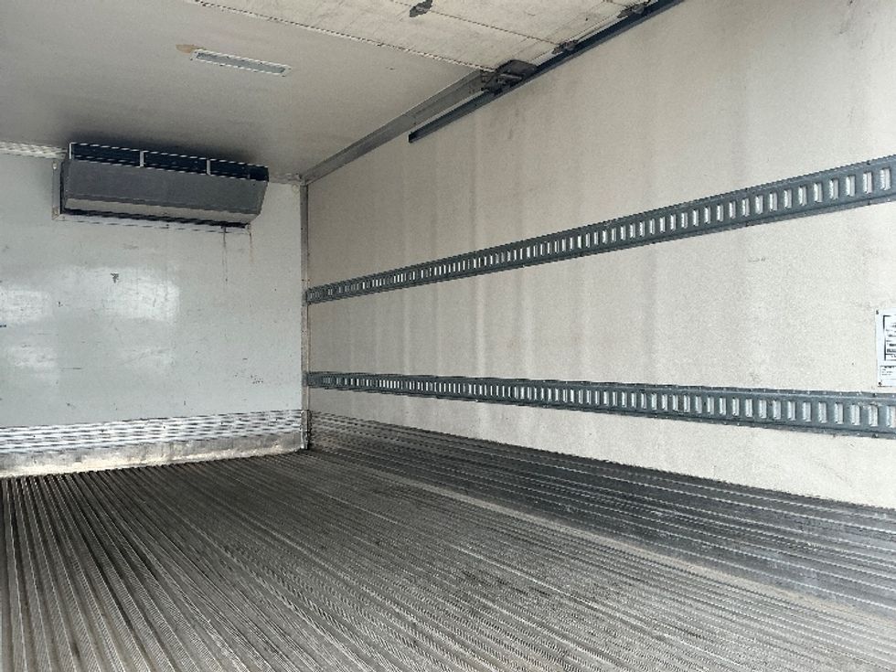 Refrigerated Truck-Light and Medium Duty Trucks-Isuzu-2020-NRR-Piqua-OH-148,015\n\t\tmiles-$ 51,000 - Image 12