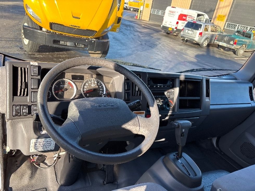 Refrigerated Truck-Light and Medium Duty Trucks-Isuzu-2020-NRR-Portland-OR-101,919\n\t\tmiles-$ 57,500 - Image 16