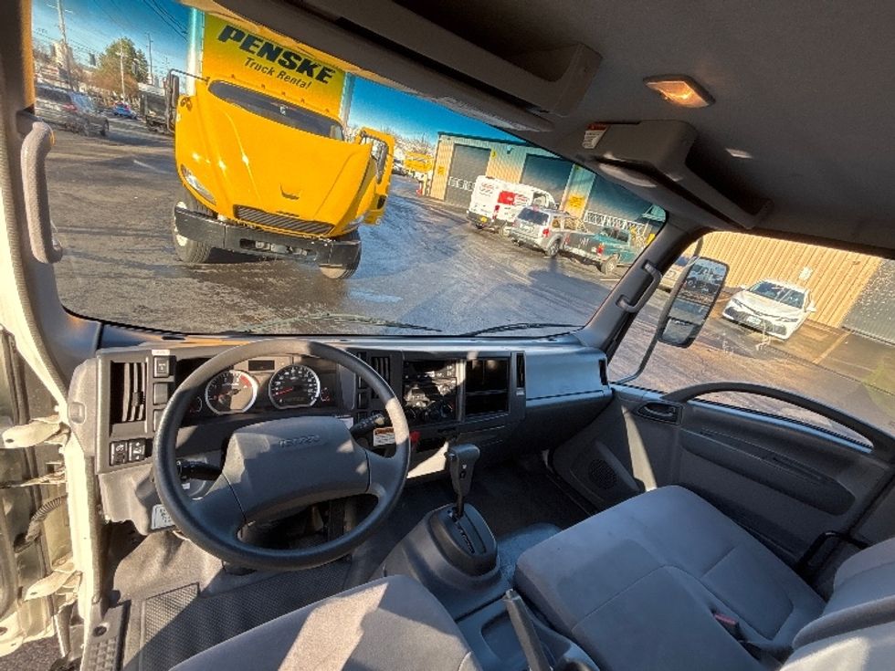 Refrigerated Truck-Light and Medium Duty Trucks-Isuzu-2020-NRR-Portland-OR-101,919\n\t\tmiles-$ 57,500 - Image 17