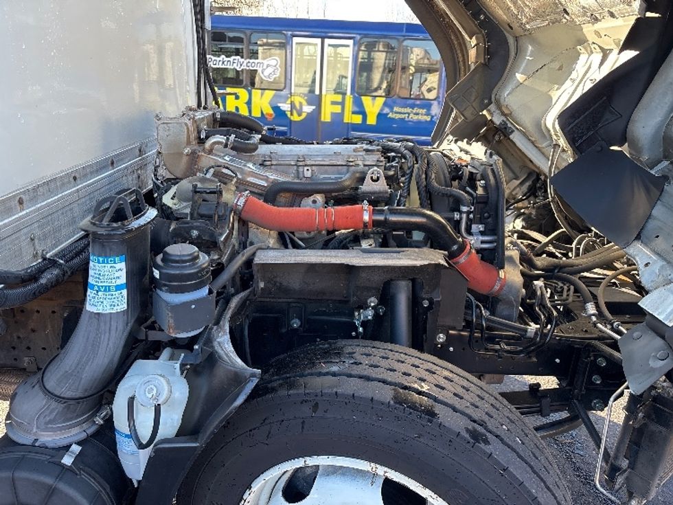 Refrigerated Truck-Light and Medium Duty Trucks-Isuzu-2020-NRR-Portland-OR-101,919\n\t\tmiles-$ 57,500 - Image 22