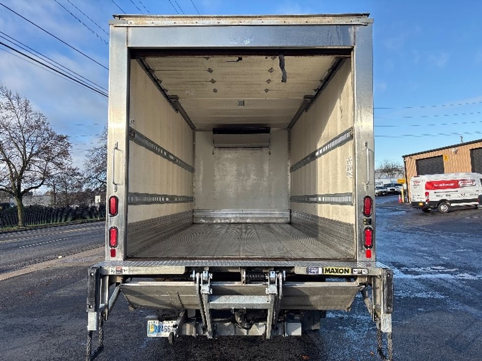 Refrigerated Truck-Light and Medium Duty Trucks-Isuzu-2020-NRR-Portland-OR-101,919\n\t\tmiles-$ 57,500 - Image 8