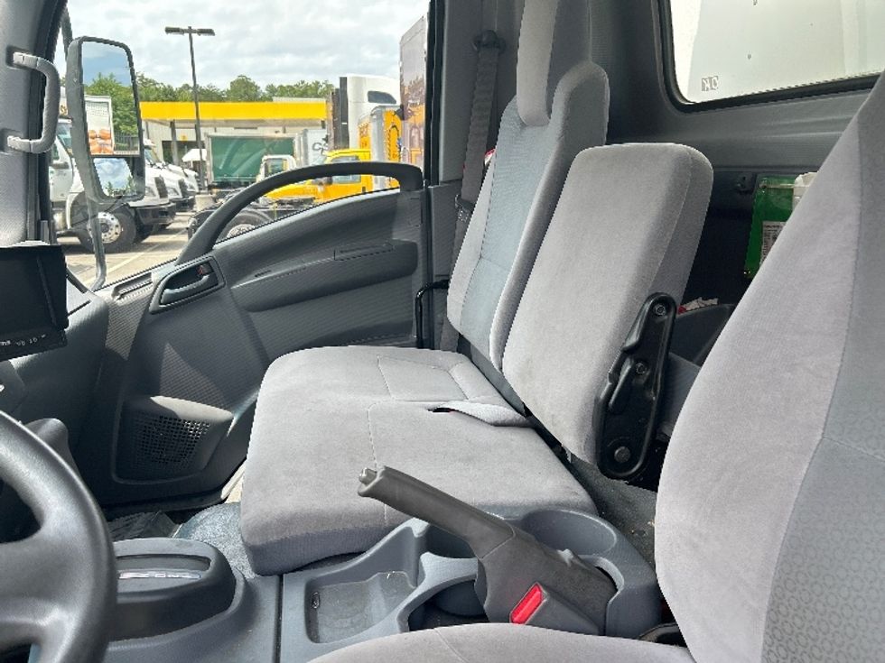 Refrigerated Truck-Light and Medium Duty Trucks-Isuzu-2020-NRR-Prince George-VA-165,984\n\t\tmiles-$ 37,000 - Image 19