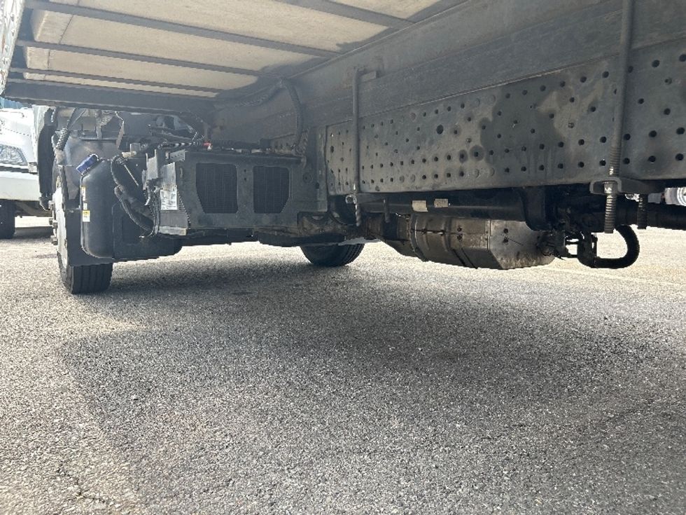 Refrigerated Truck-Light and Medium Duty Trucks-Isuzu-2020-NRR-Prince George-VA-165,984\n\t\tmiles-$ 37,000 - Image 5