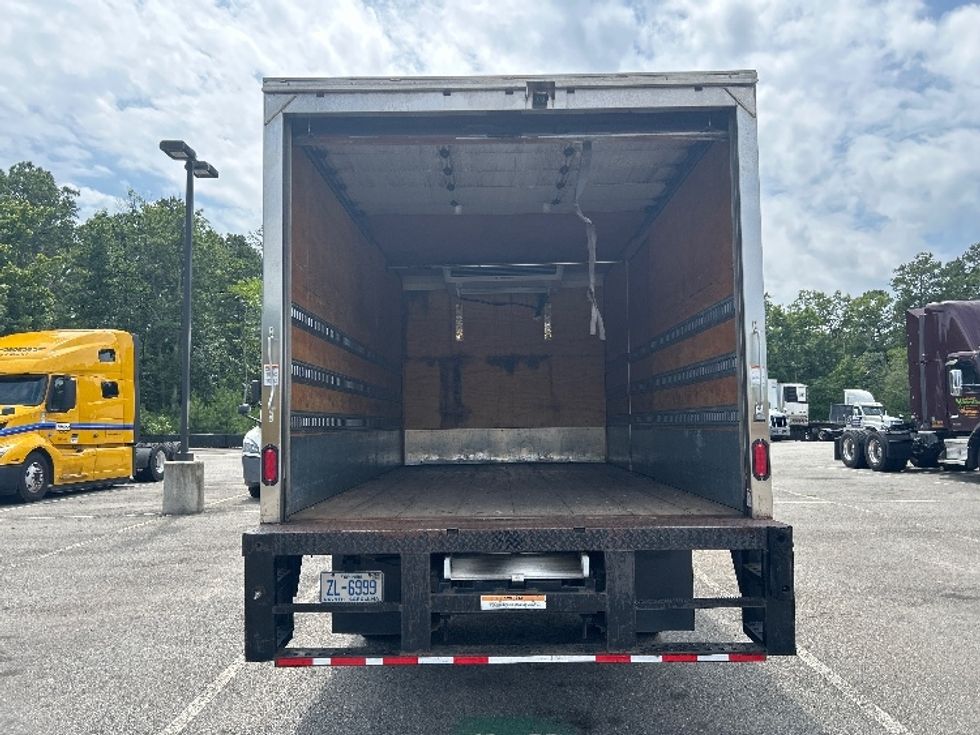 Refrigerated Truck-Light and Medium Duty Trucks-Isuzu-2020-NRR-Prince George-VA-165,984\n\t\tmiles-$ 37,000 - Image 8