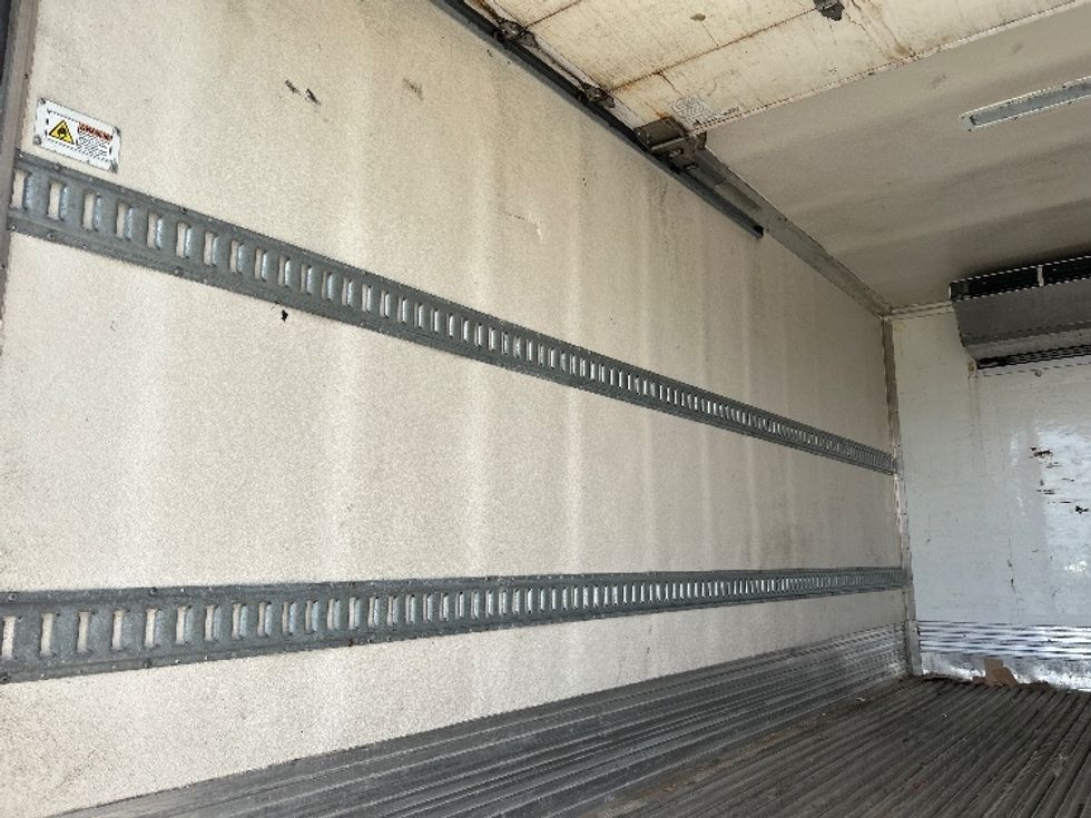 Refrigerated Truck-Light and Medium Duty Trucks-Isuzu-2020-NRR-Rochester-NY-155,926\n\t\tmiles-$ 48,750 - Image 11