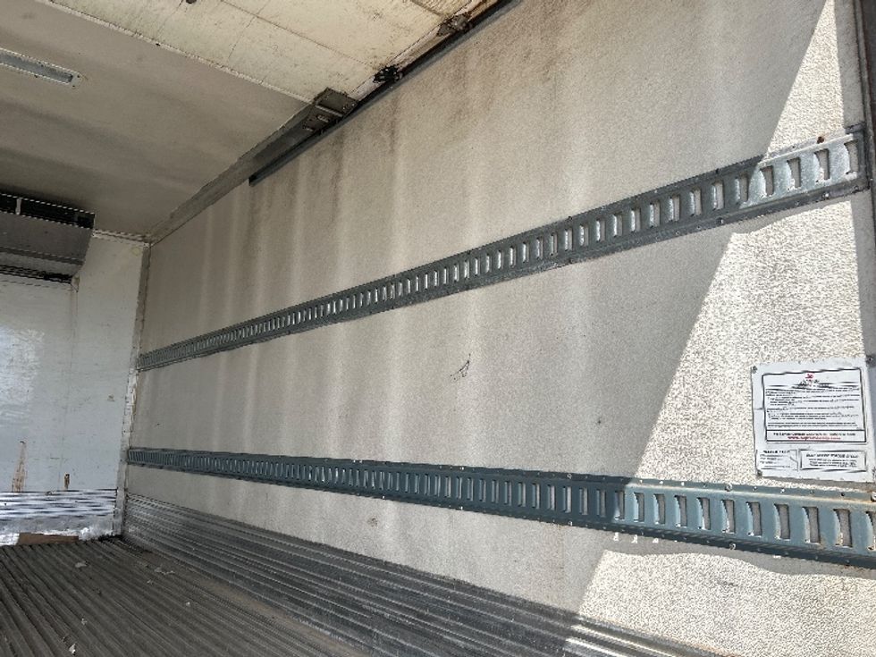 Refrigerated Truck-Light and Medium Duty Trucks-Isuzu-2020-NRR-Rochester-NY-155,926\n\t\tmiles-$ 48,750 - Image 12