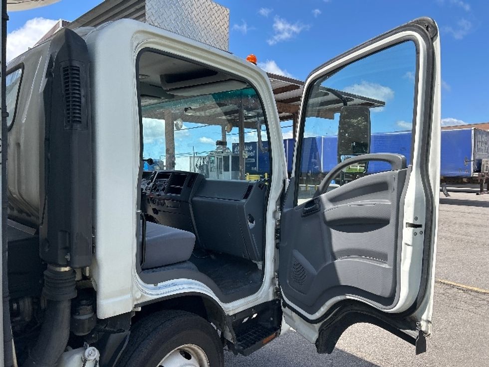 Refrigerated Truck-Light and Medium Duty Trucks-Isuzu-2020-NRR-Rochester-NY-155,926\n\t\tmiles-$ 48,750 - Image 20