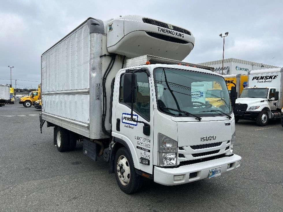 Refrigerated Truck-Light and Medium Duty Trucks-Isuzu-2020-NRR-Seattle-WA-134,402\n\t\tmiles-$ 53,000 - Image 1