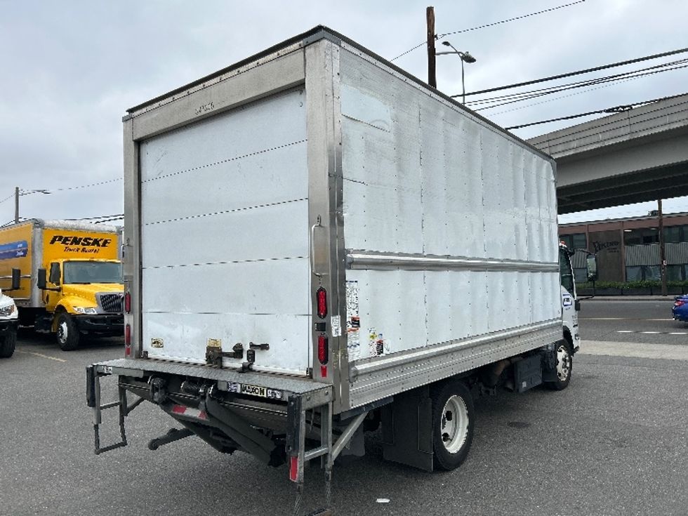 Refrigerated Truck-Light and Medium Duty Trucks-Isuzu-2020-NRR-Seattle-WA-134,402\n\t\tmiles-$ 53,000 - Image 13