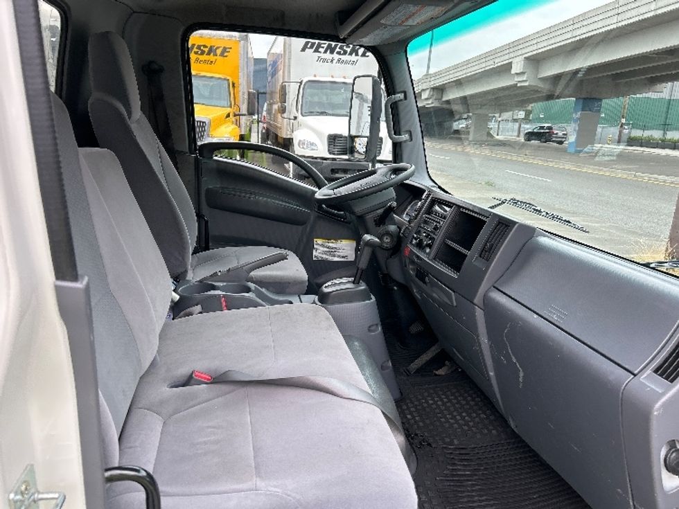 Refrigerated Truck-Light and Medium Duty Trucks-Isuzu-2020-NRR-Seattle-WA-134,402\n\t\tmiles-$ 53,000 - Image 22
