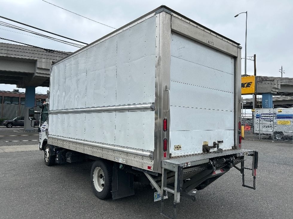 Refrigerated Truck-Light and Medium Duty Trucks-Isuzu-2020-NRR-Seattle-WA-134,402\n\t\tmiles-$ 53,000 - Image 6