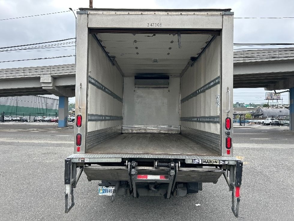 Refrigerated Truck-Light and Medium Duty Trucks-Isuzu-2020-NRR-Seattle-WA-134,402\n\t\tmiles-$ 53,000 - Image 8