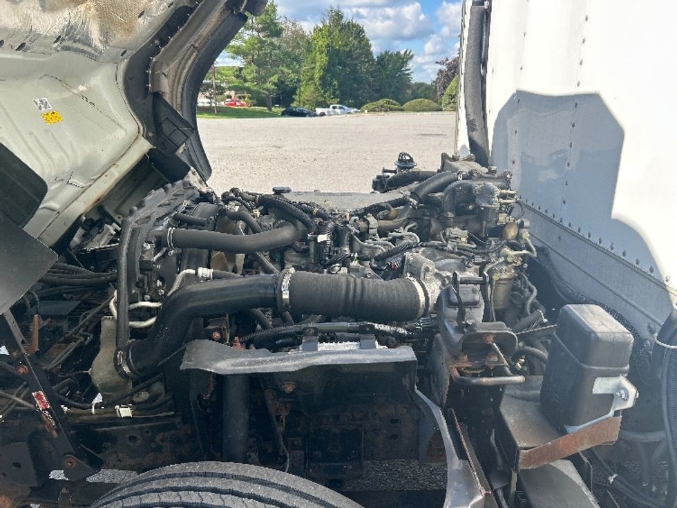 Refrigerated Truck-Light and Medium Duty Trucks-Isuzu-2020-NRR-Springfield-MA-135,062\n\t\tmiles-$ 52,000 - Image 24