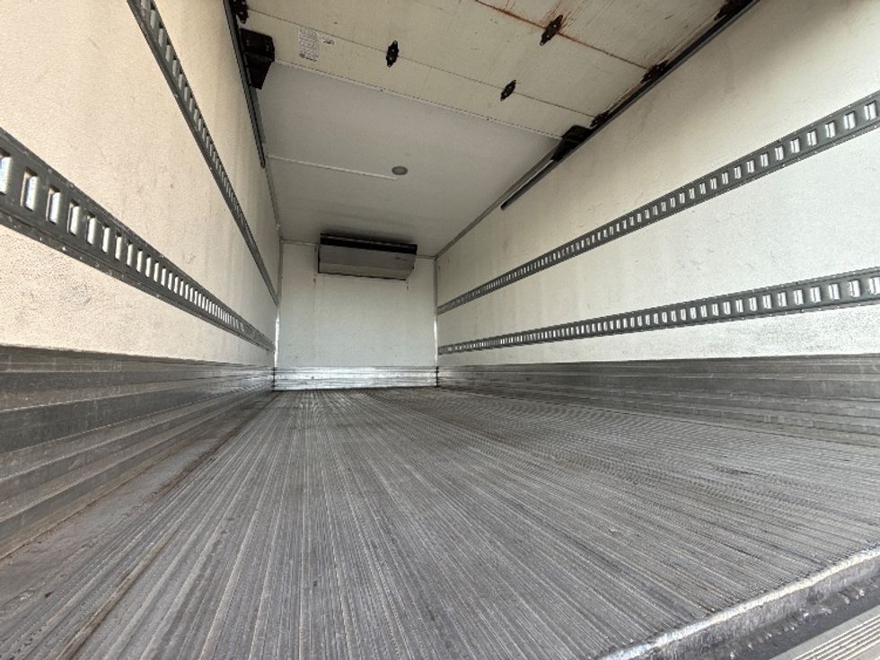 Refrigerated Truck-Light and Medium Duty Trucks-Isuzu-2020-NRR-Sturtevant-WI-83,907\n\t\tmiles-$ 56,500 - Image 12