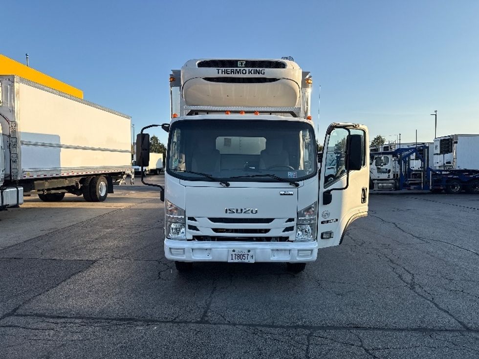 Refrigerated Truck-Light and Medium Duty Trucks-Isuzu-2020-NRR-Sturtevant-WI-83,907\n\t\tmiles-$ 56,500 - Image 2