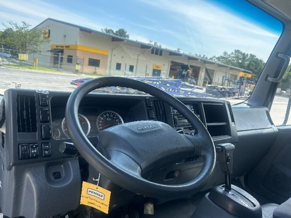 Refrigerated Truck-Light and Medium Duty Trucks-Isuzu-2020-NRR-Tallahassee-FL-165,488\n\t\tmiles-$ 46,250 - Image 17