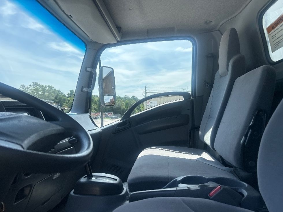 Refrigerated Truck-Light and Medium Duty Trucks-Isuzu-2020-NRR-Tallahassee-FL-165,488\n\t\tmiles-$ 46,250 - Image 19