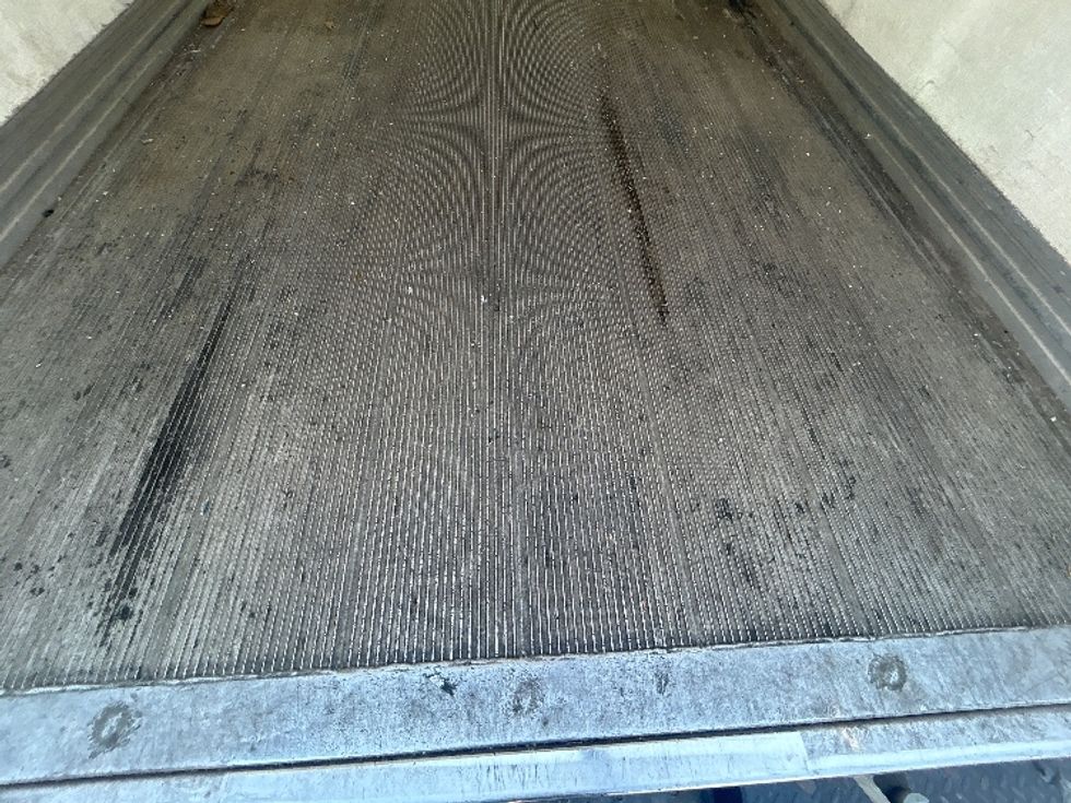 Refrigerated Truck-Light and Medium Duty Trucks-Isuzu-2020-NRR-Torrance-CA-108,793\n\t\tmiles-$ 54,250 - Image 10