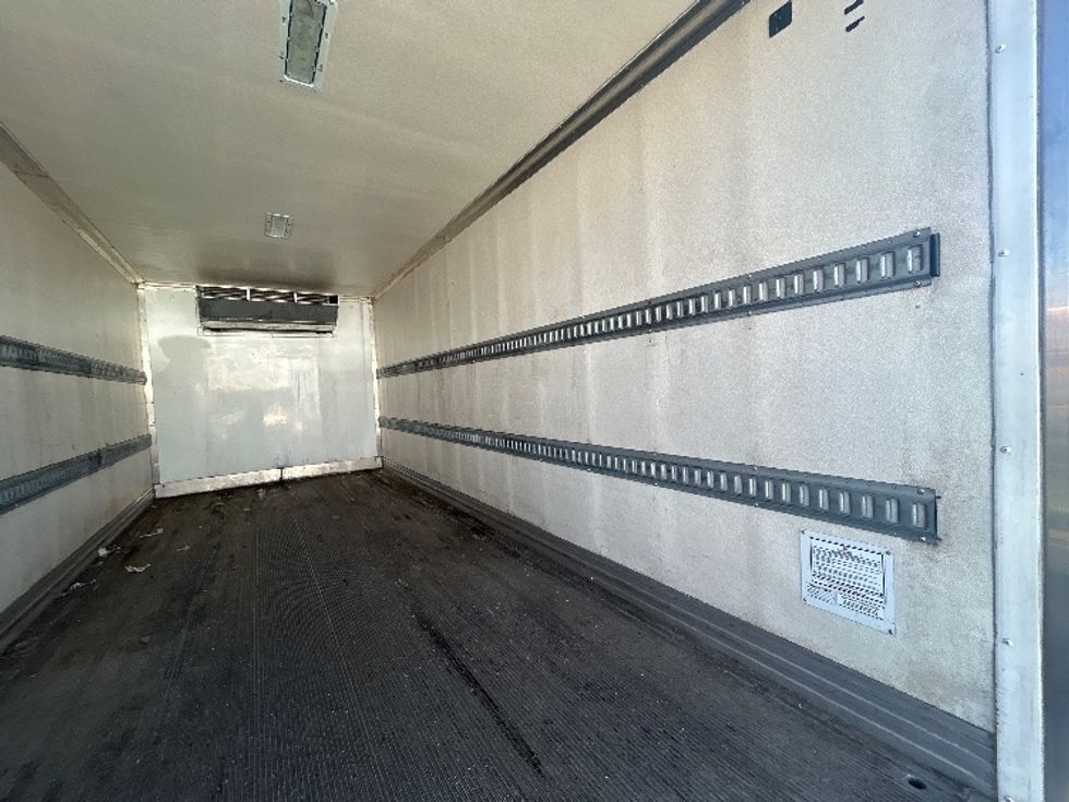 Refrigerated Truck-Light and Medium Duty Trucks-Isuzu-2020-NRR-Torrance-CA-108,793\n\t\tmiles-$ 54,250 - Image 12