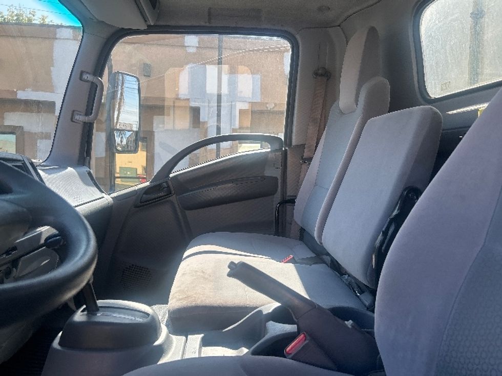 Refrigerated Truck-Light and Medium Duty Trucks-Isuzu-2020-NRR-Torrance-CA-108,793\n\t\tmiles-$ 54,250 - Image 19