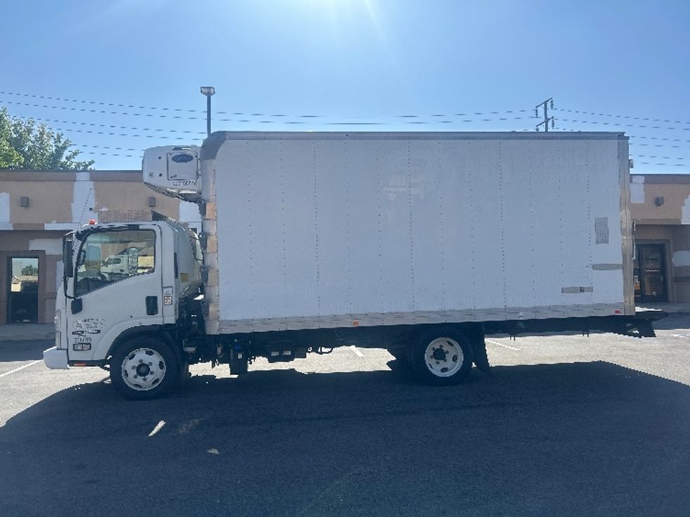 Refrigerated Truck-Light and Medium Duty Trucks-Isuzu-2020-NRR-Torrance-CA-108,793\n\t\tmiles-$ 54,250 - Image 4