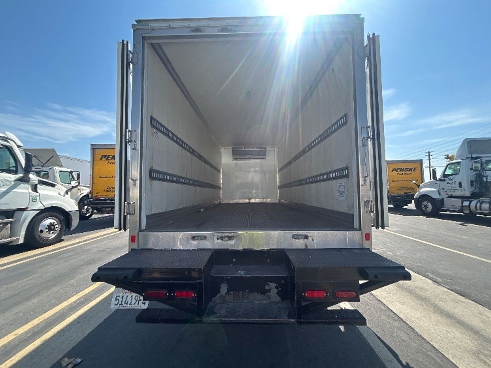 Refrigerated Truck-Light and Medium Duty Trucks-Isuzu-2020-NRR-Torrance-CA-108,793\n\t\tmiles-$ 54,250 - Image 9
