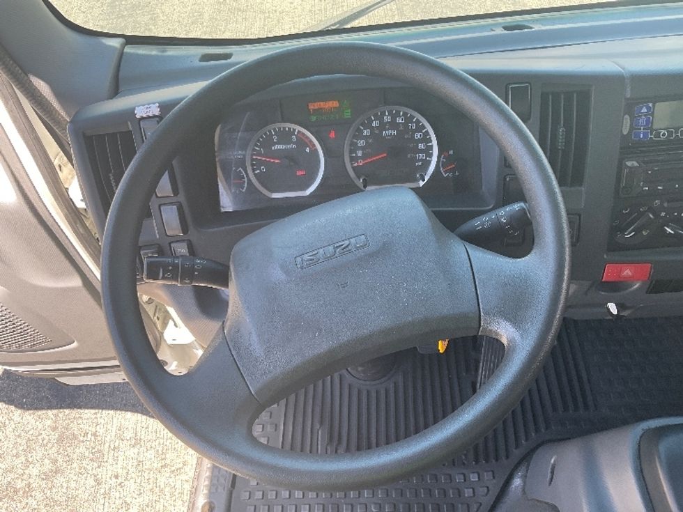 Refrigerated Truck-Light and Medium Duty Trucks-Isuzu-2020-NRR-Torrance-CA-110,114\n\t\tmiles-$ 48,750 - Image 18