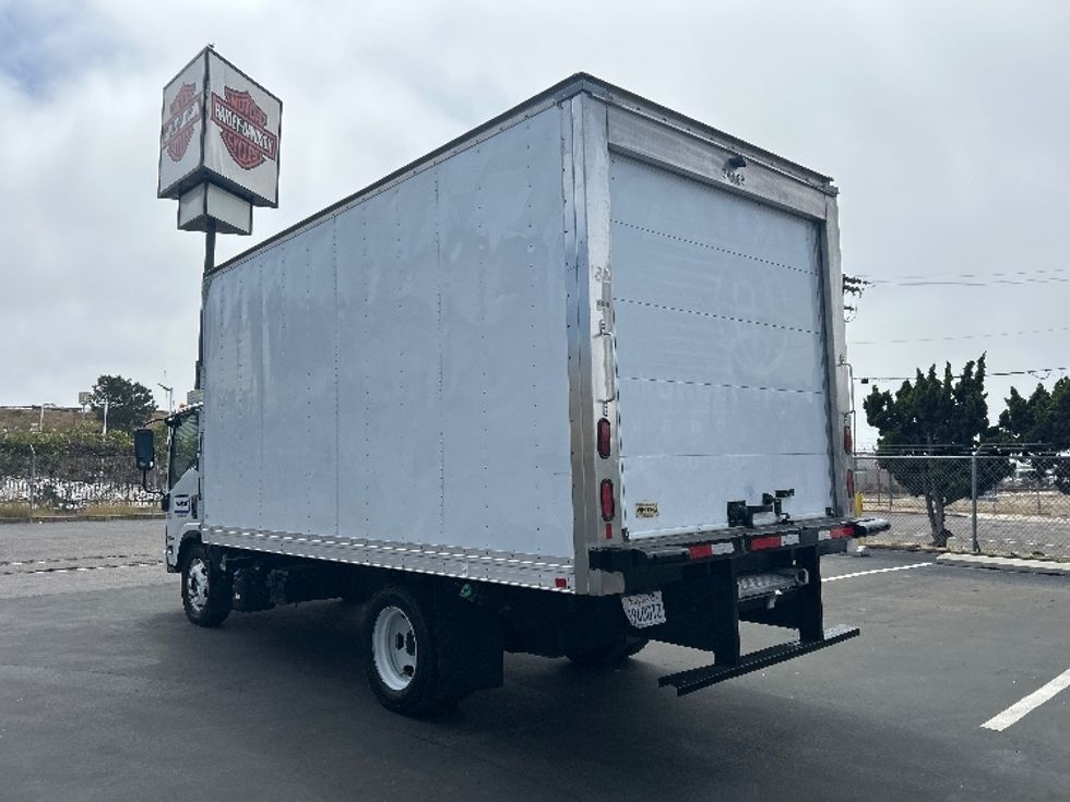 Refrigerated Truck-Light and Medium Duty Trucks-Isuzu-2020-NRR-Torrance-CA-151,963\n\t\tmiles-$ 48,250 - Image 6