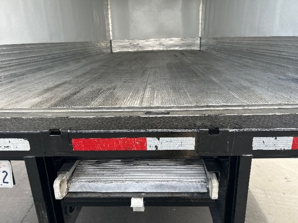 Refrigerated Truck-Light and Medium Duty Trucks-Isuzu-2020-NRR-Torrance-CA-151,963\n\t\tmiles-$ 48,250 - Image 9