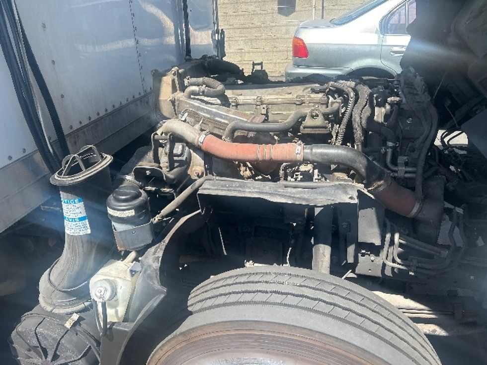Refrigerated Truck-Light and Medium Duty Trucks-Isuzu-2020-NRR-Torrance-CA-197,178\n\t\tmiles-$ 40,750 - Image 22