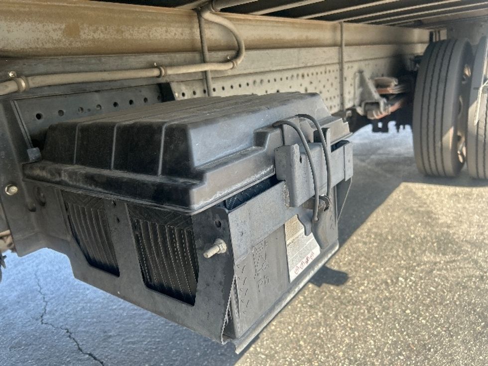 Refrigerated Truck-Light and Medium Duty Trucks-Isuzu-2020-NRR-Torrance-CA-197,178\n\t\tmiles-$ 40,750 - Image 5