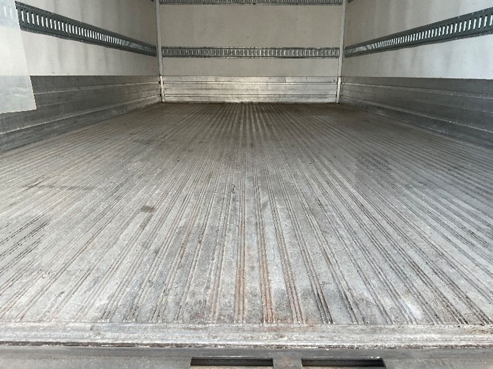 Refrigerated Truck-Light and Medium Duty Trucks-Isuzu-2021-NPR EFI-New Castle-DE-78,883\n\t\tmiles-$ 48,750 - Image 10