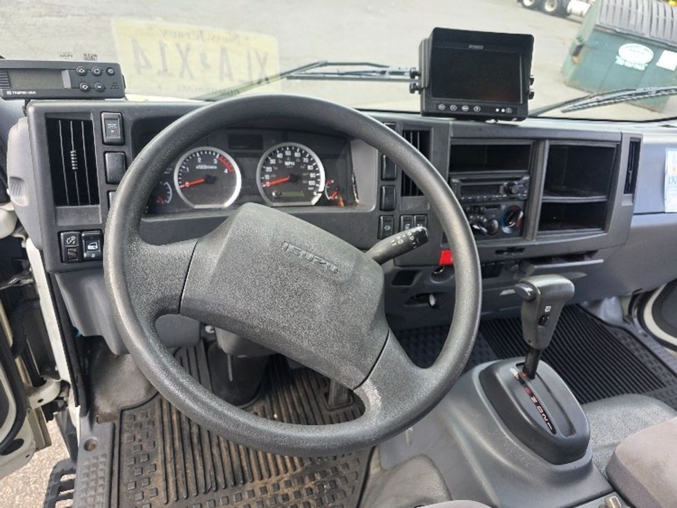 Refrigerated Truck-Light and Medium Duty Trucks-Isuzu-2021-NPRXD-Dayton-NJ-111,374\n\t\tmiles-$ 54,000 - Image 18