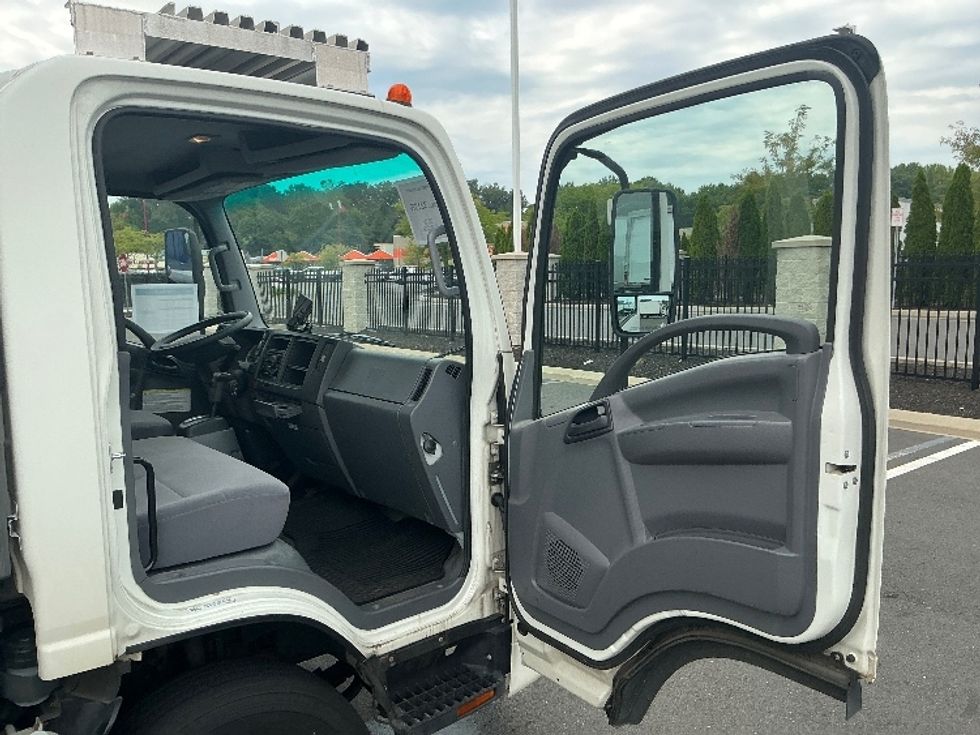 Refrigerated Truck-Light and Medium Duty Trucks-Isuzu-2021-NPRXD-Dayton-NJ-112,903\n\t\tmiles-$ 54,250 - Image 20