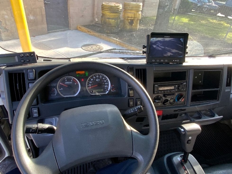 Refrigerated Truck-Light and Medium Duty Trucks-Isuzu-2021-NPRXD-Dayton-NJ-116,219\n\t\tmiles-$ 53,500 - Image 18