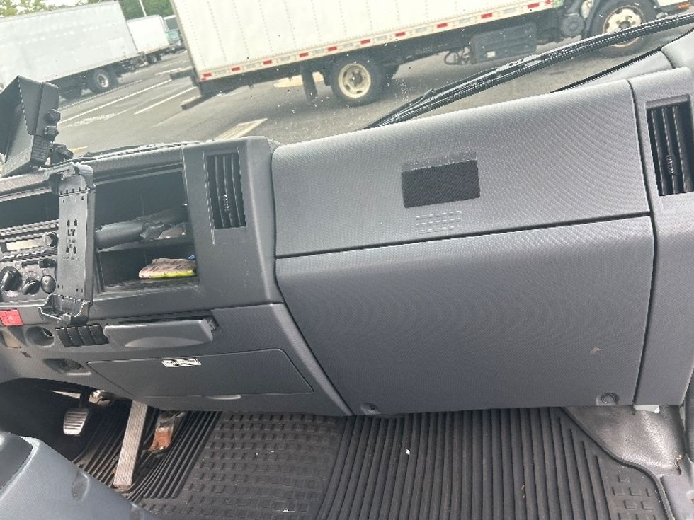 Refrigerated Truck-Light and Medium Duty Trucks-Isuzu-2021-NPRXD-Dayton-NJ-117,353\n\t\tmiles-$ 53,750 - Image 20